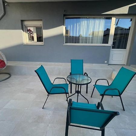Maxim Deluxe Apartment Nea Alikarnassos Exterior foto